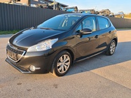 Peugeot 208 2012