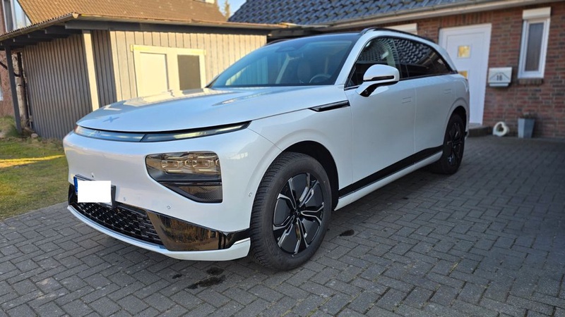 XPeng G9