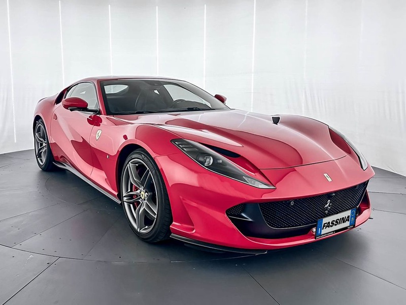 Ferrari 812