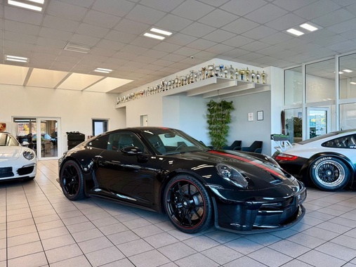 Porsche 992 2023