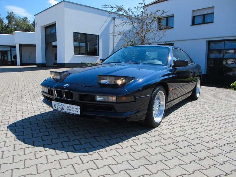 BMW 8 Series