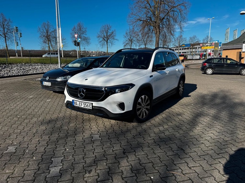 Mercedes-Benz EQB