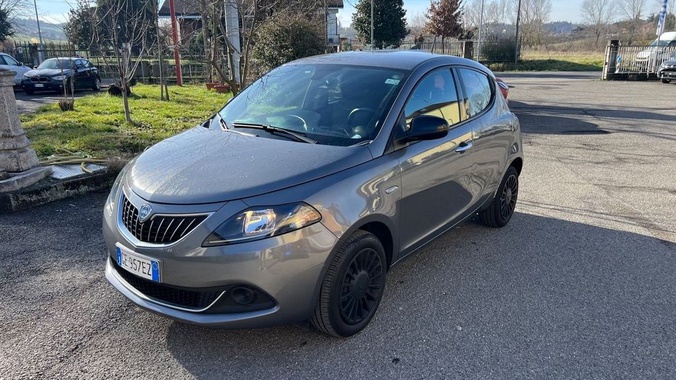 Lancia Ypsilon 2021