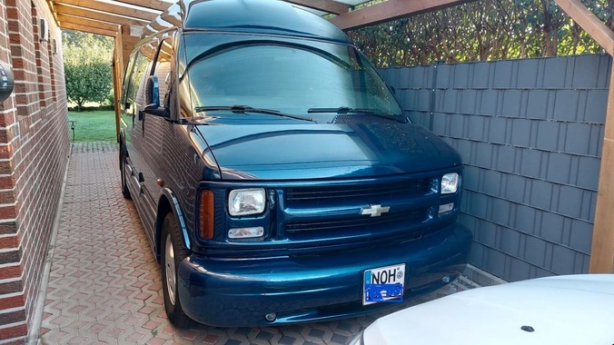 Chevrolet Express 2001