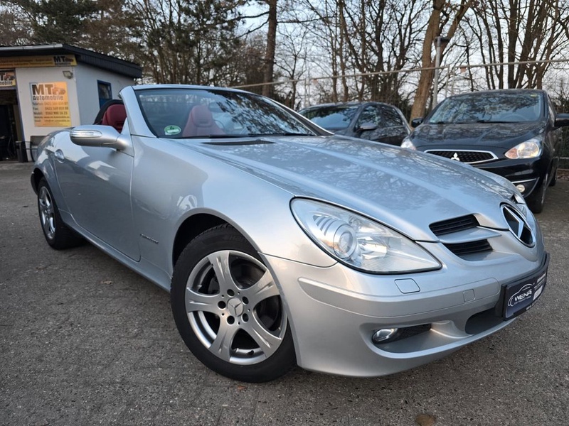 Mercedes-Benz SLK-Class