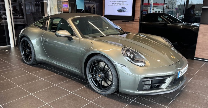 Porsche 992