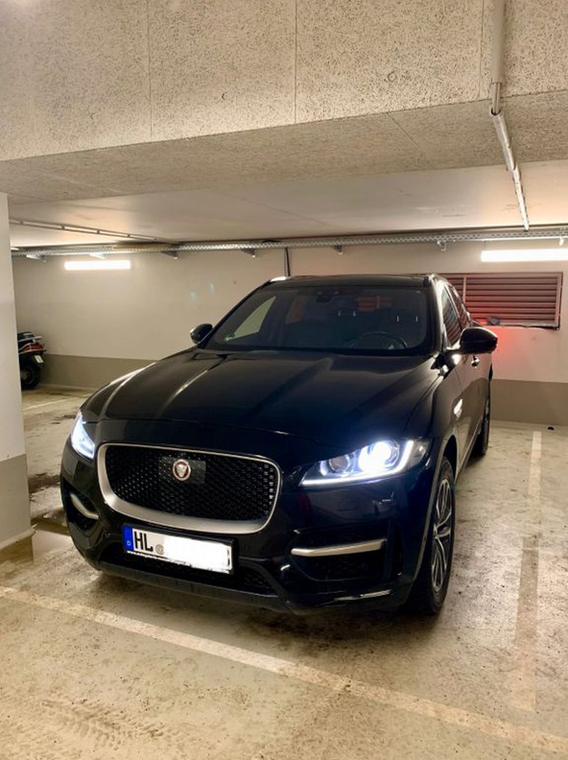Jaguar F-Pace