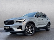 Volvo XC40 2025