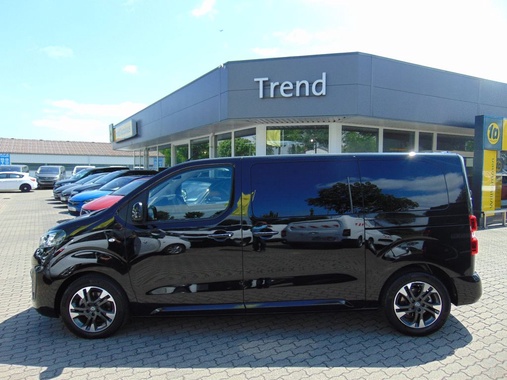 Opel Zafira 2022