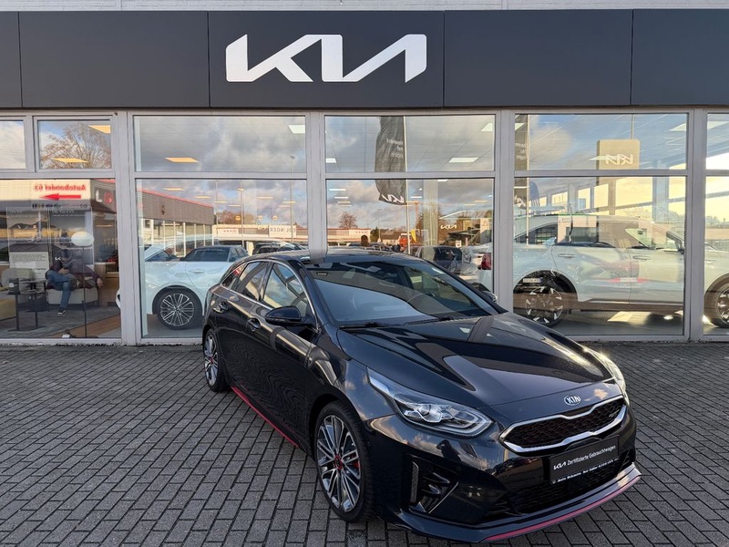 Kia pro cee'd / ProCeed