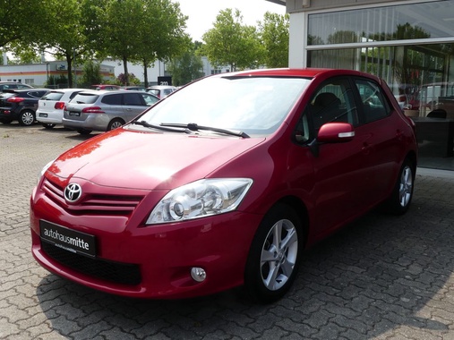 Toyota Auris 2012