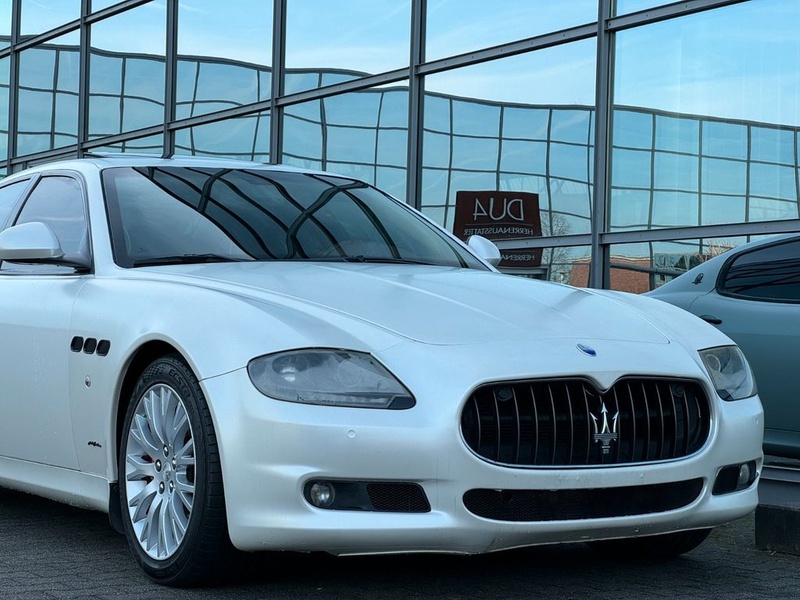Maserati Quattroporte