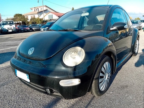 Volkswagen New Beetle 2003