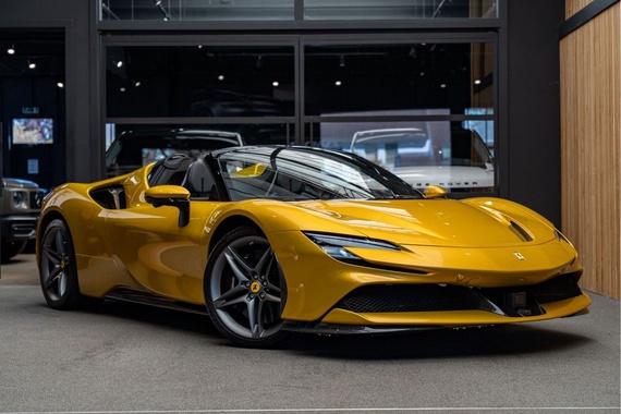 Ferrari SF90 2023