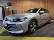 Volkswagen Passat 2024