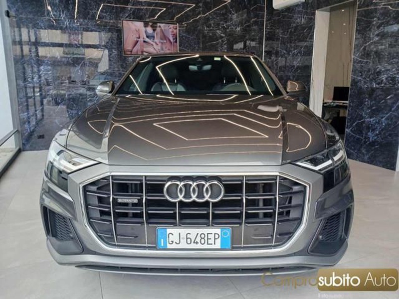 Audi Q8