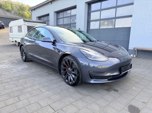 Tesla Model 3 2021