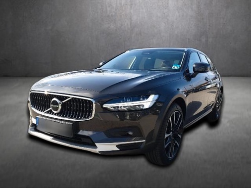 Volvo V90 2023