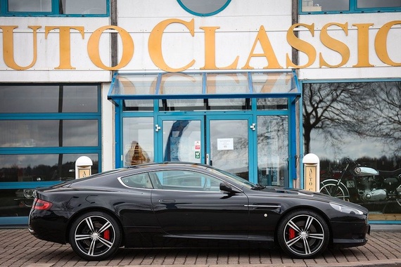 Aston Martin DB9 2008