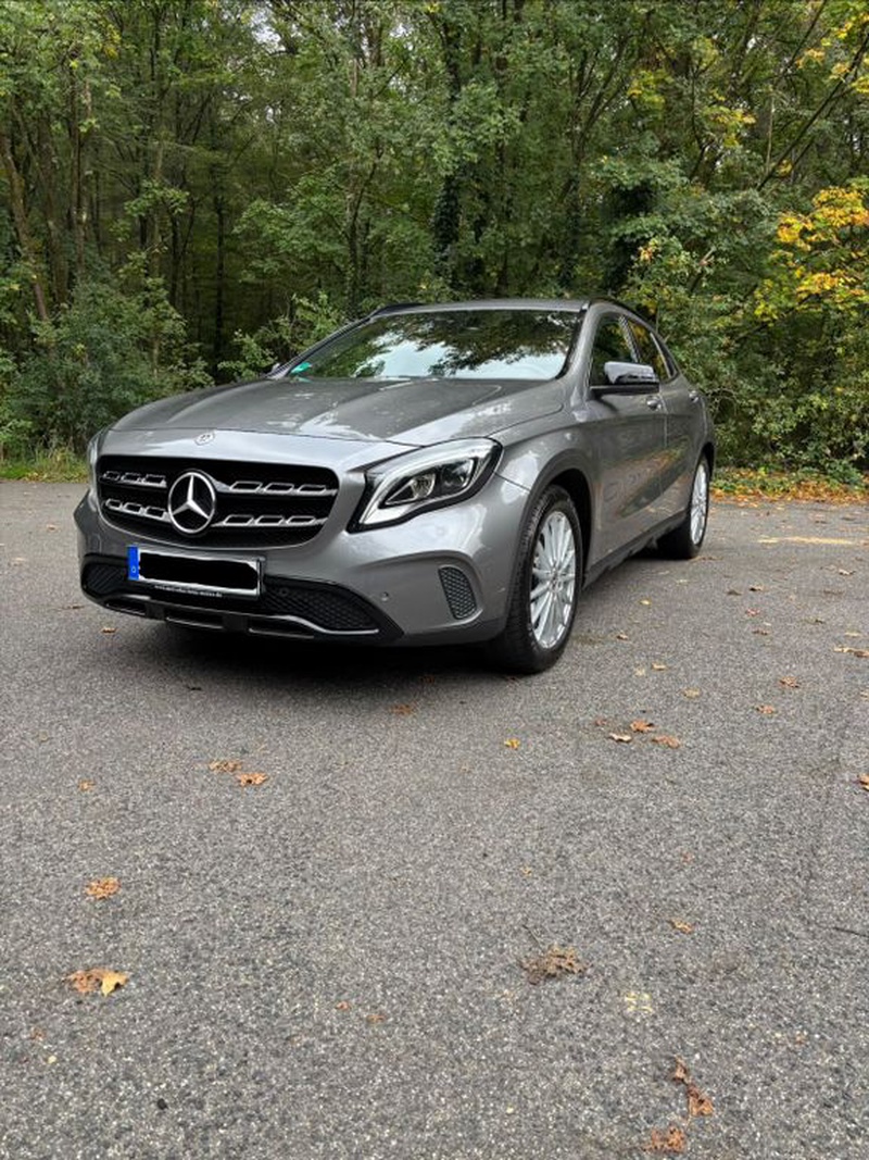 Mercedes-Benz GLA-Class