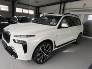 BMW X7 2025