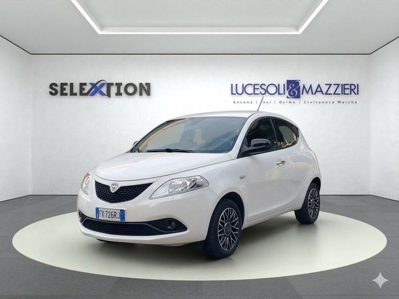 Lancia Ypsilon