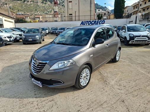Lancia Ypsilon 2015