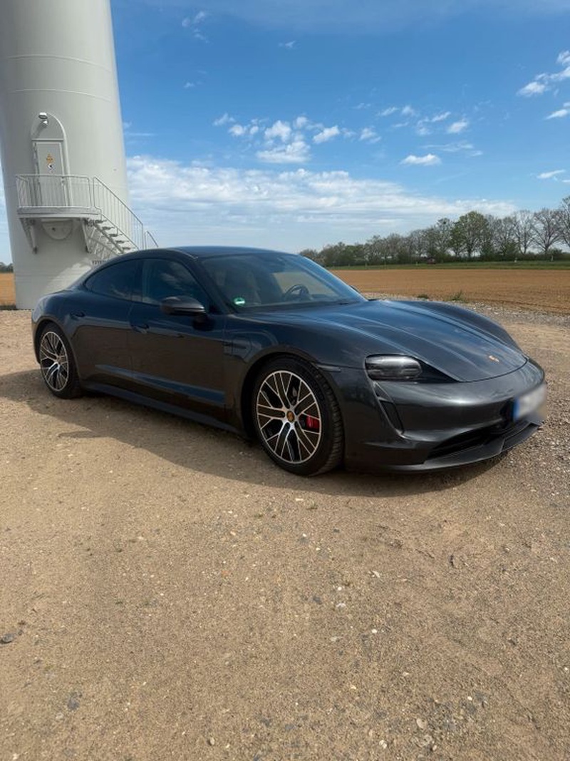 Porsche Taycan