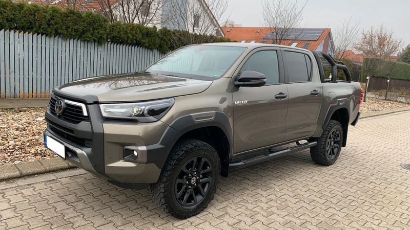Toyota Hilux