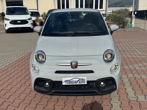 Abarth 595 2022
