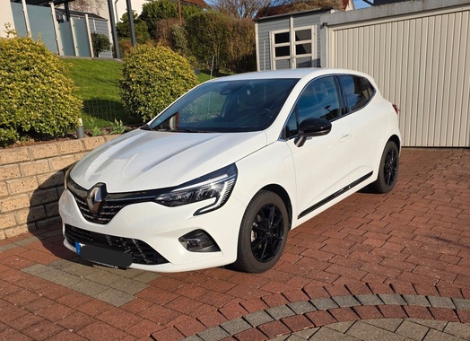 Renault Clio 2023