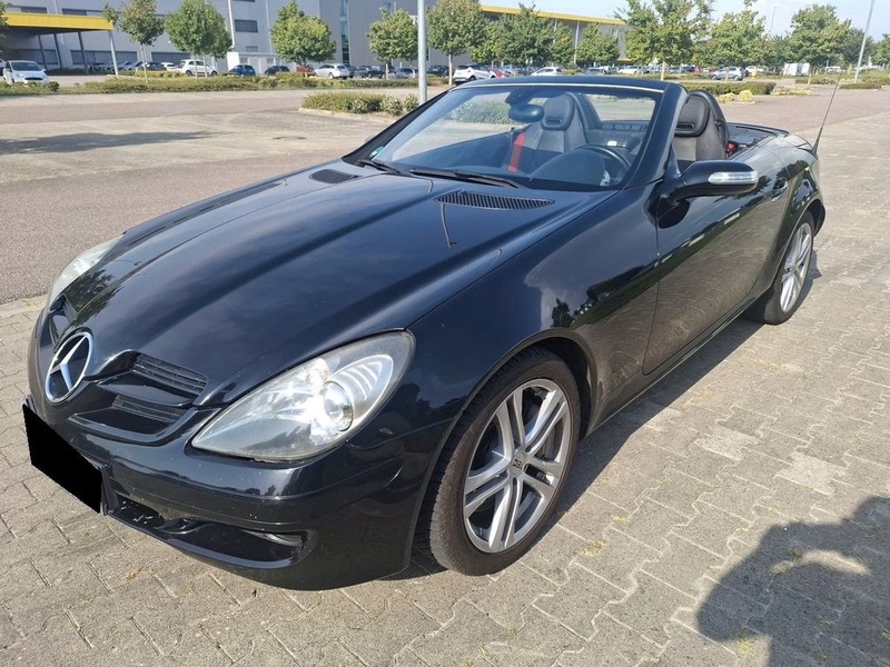 Mercedes-Benz SLK-Class