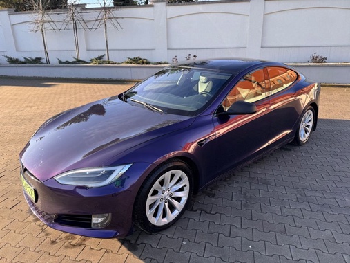 Tesla Model S 2019
