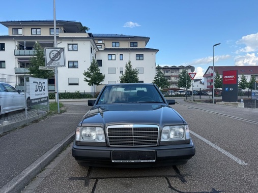 Mercedes-Benz E-Class 1987