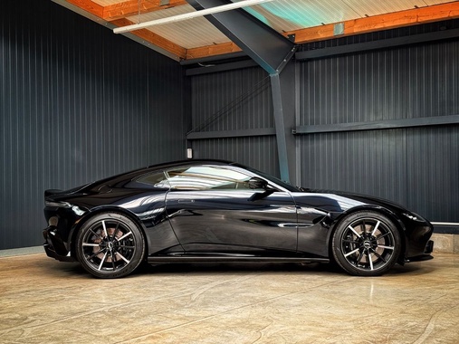Aston Martin Vantage 2023