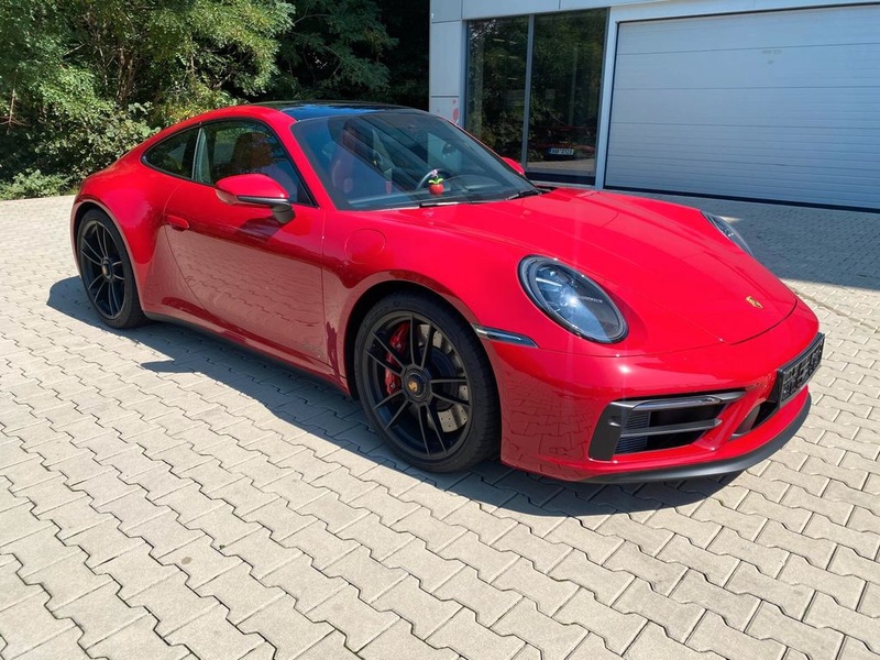 Porsche 911