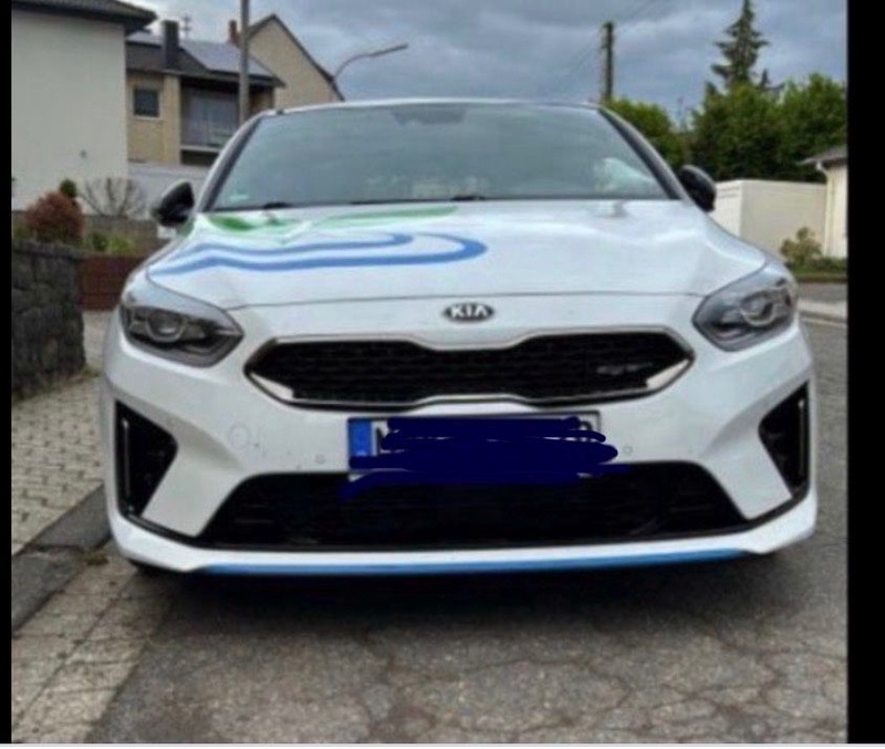 Kia pro cee'd / ProCeed