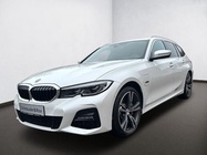 BMW 3 Series 2022