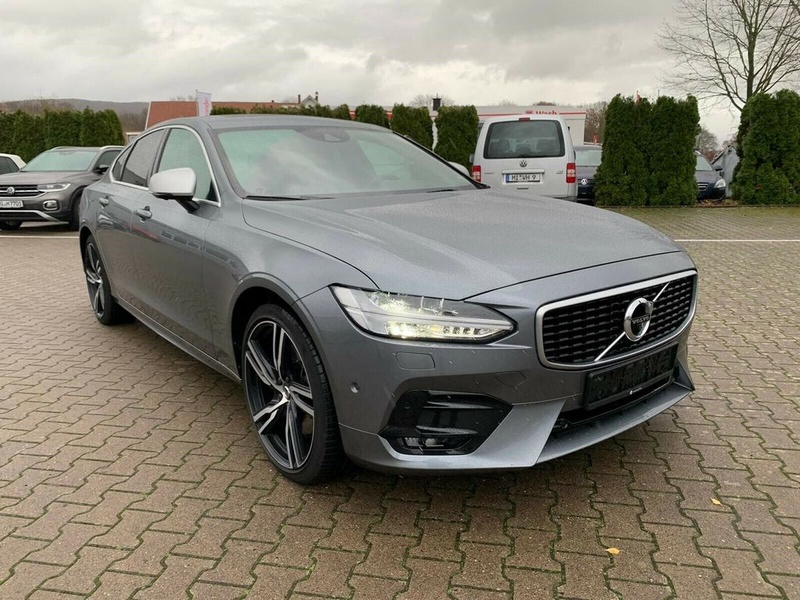 Volvo S90
