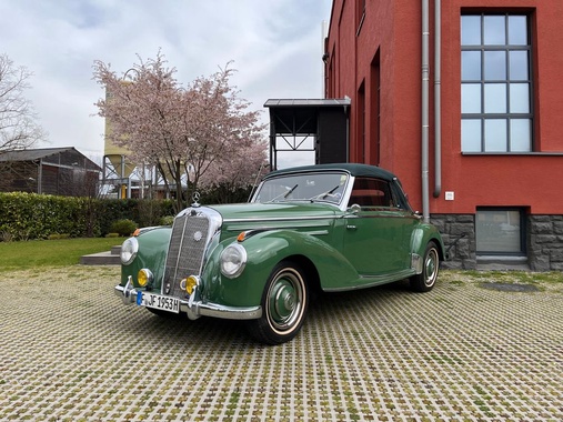 Mercedes-Benz 220 1953