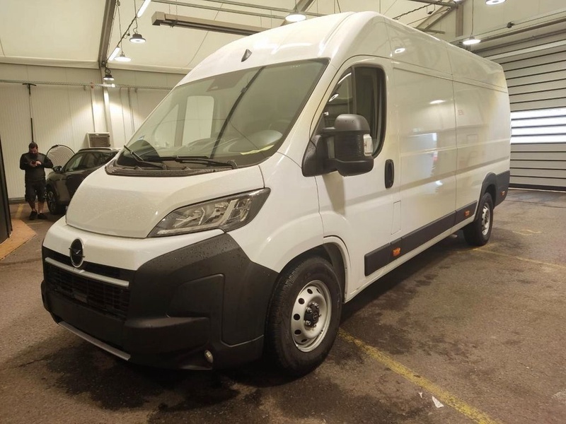 Opel Movano