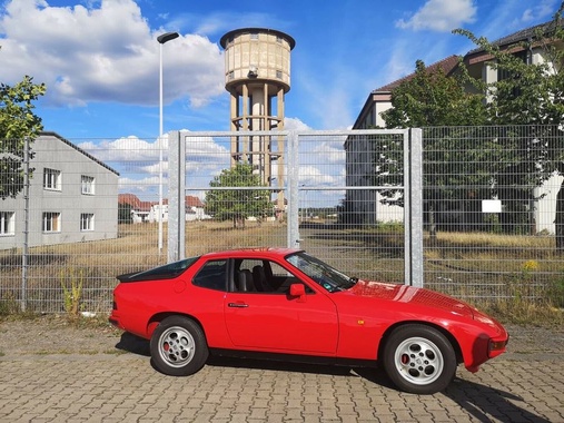 Porsche 924 1987