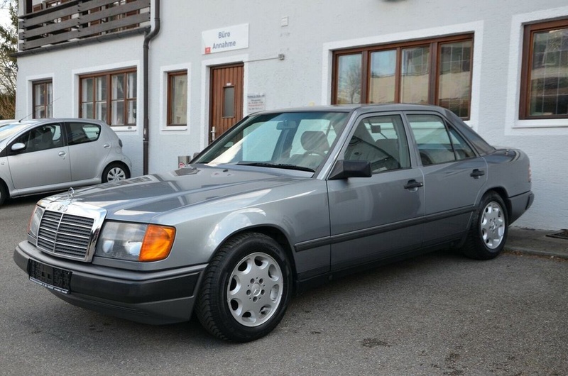 Mercedes-Benz 300
