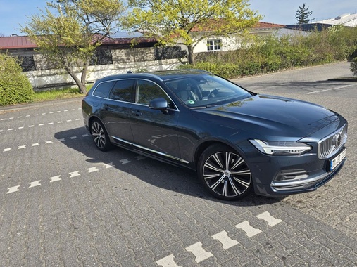 Volvo V90 2023