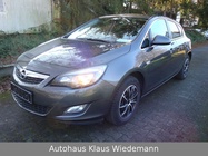 Opel Astra 2011