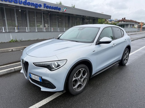 Alfa Romeo Stelvio 2021