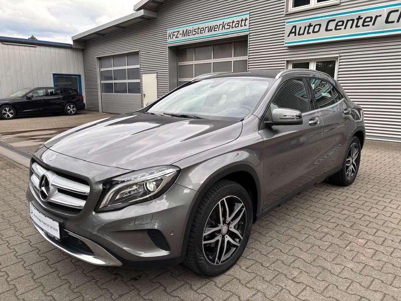Mercedes-Benz GLA-Class