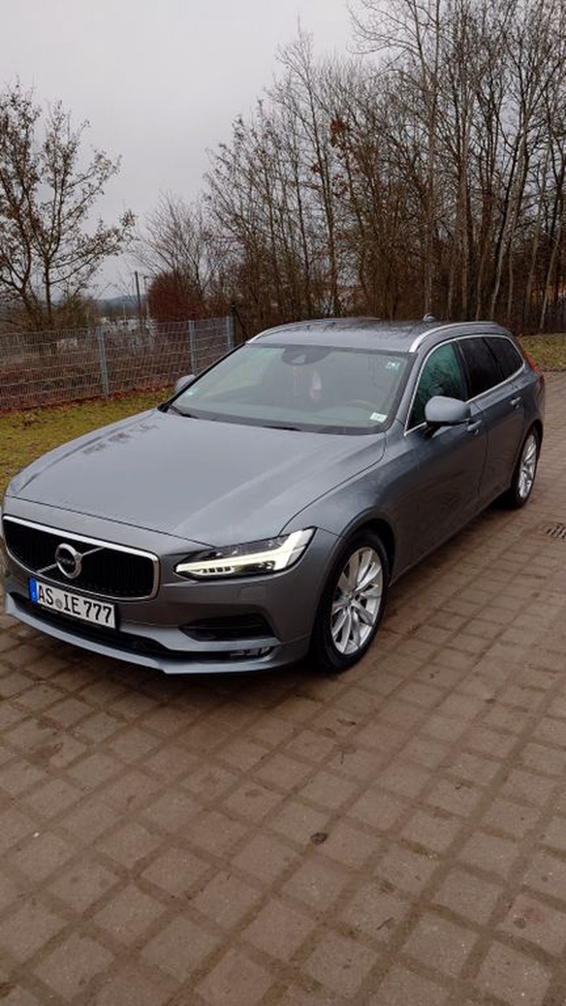 Volvo V90
