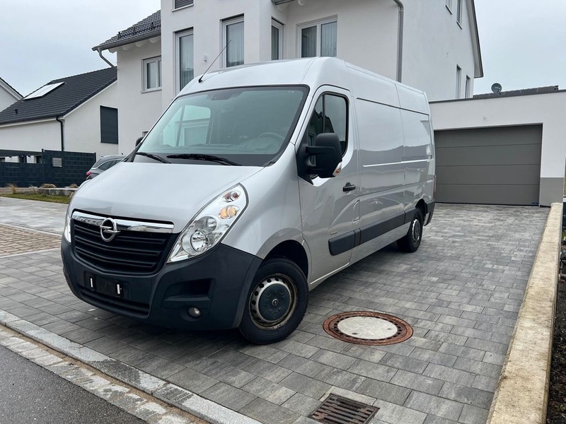 Opel Movano