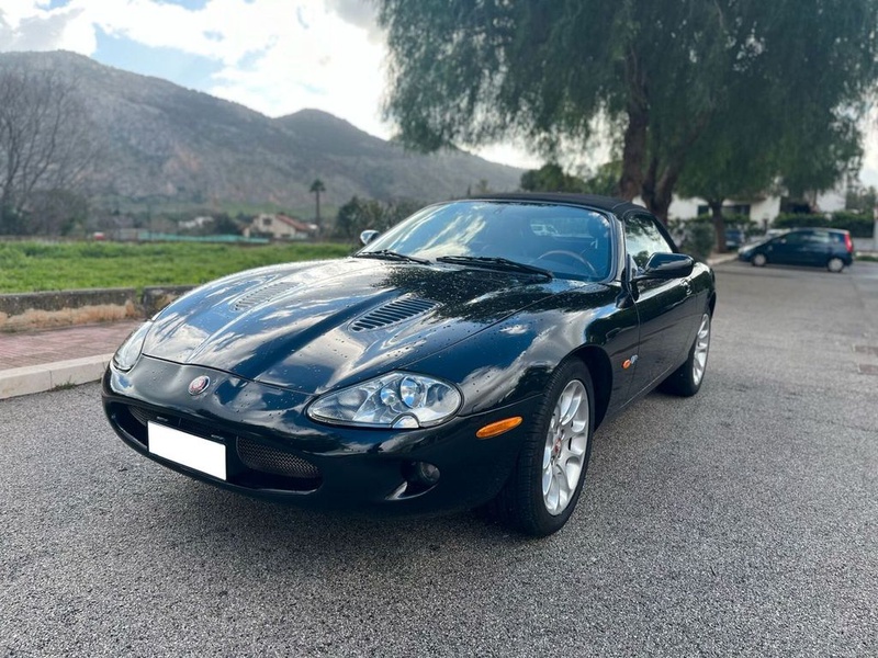 Jaguar XK